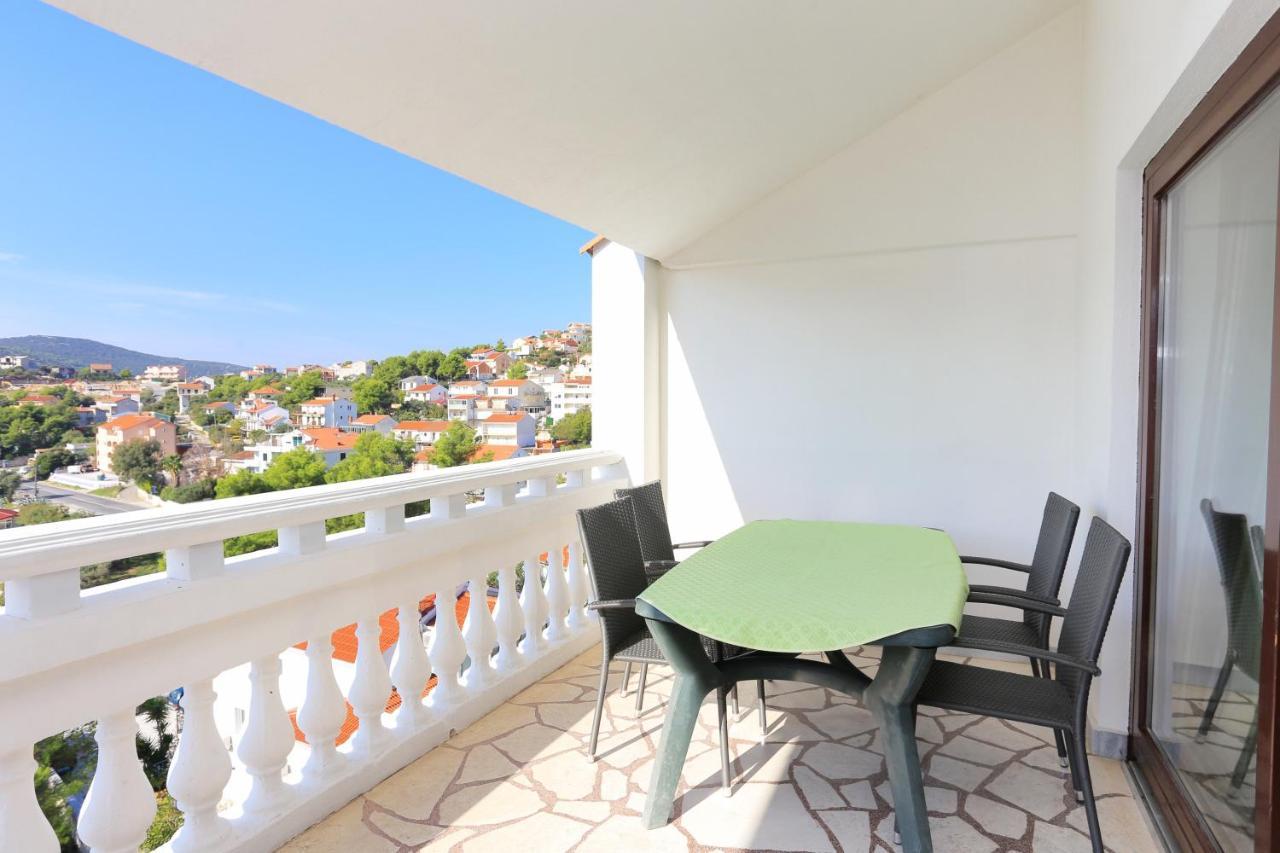 Apartments By The Sea Marina, Trogir - 9037 Bagian luar foto