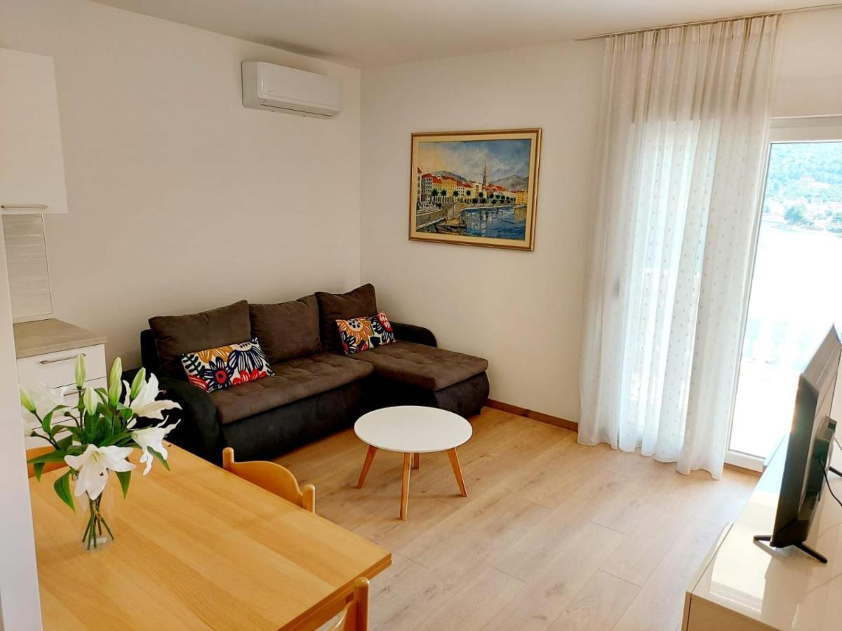 Apartments By The Sea Marina, Trogir - 9037 Bagian luar foto